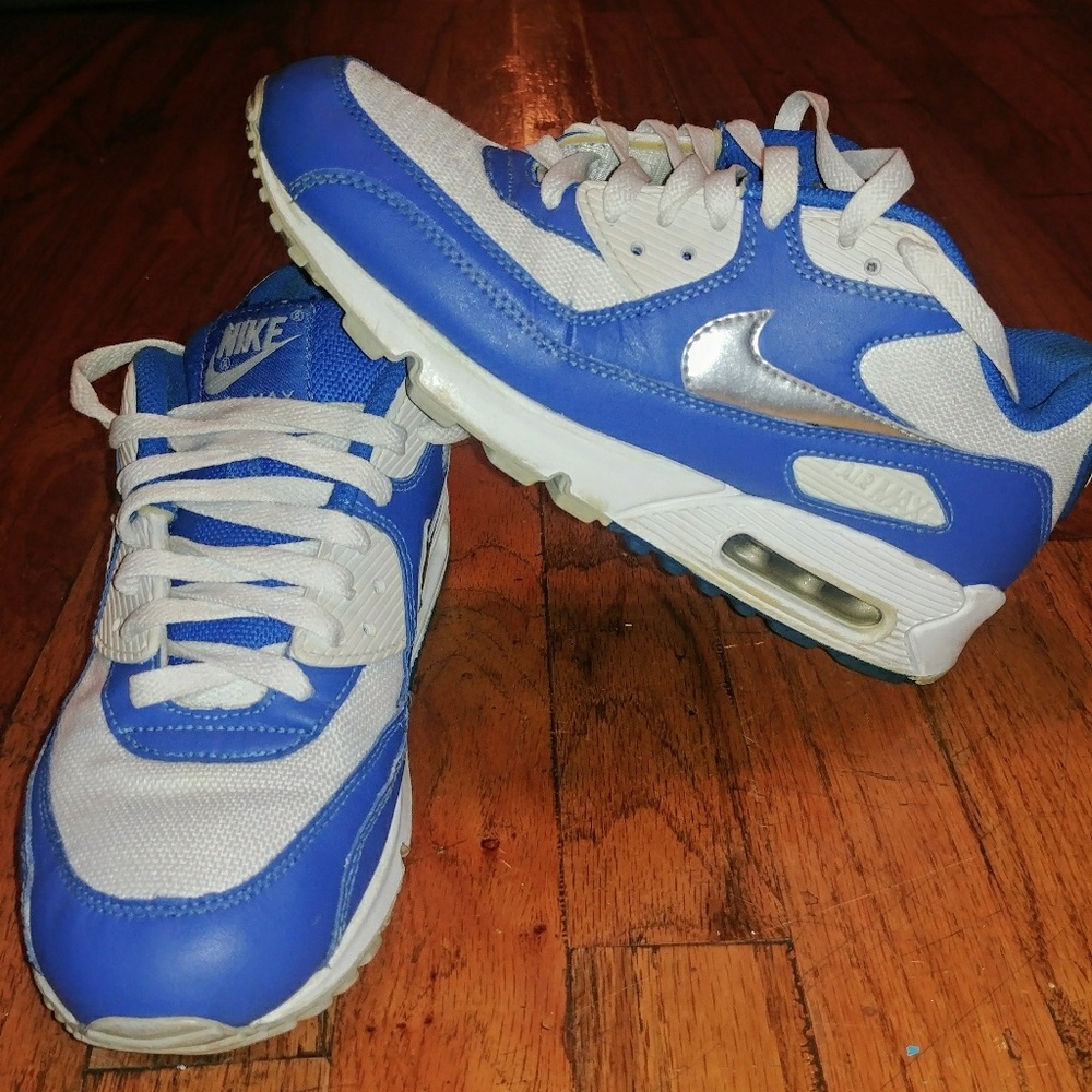 Nike Air Max 90 Essential